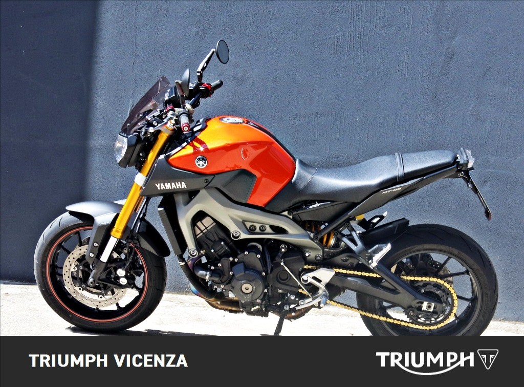 YAMAHA MT-09 850 Sport Tracker Abs