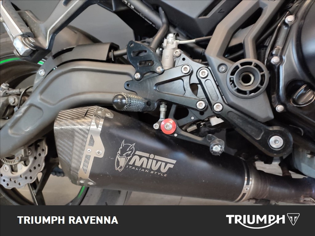 KAWASAKI Ninja 650 