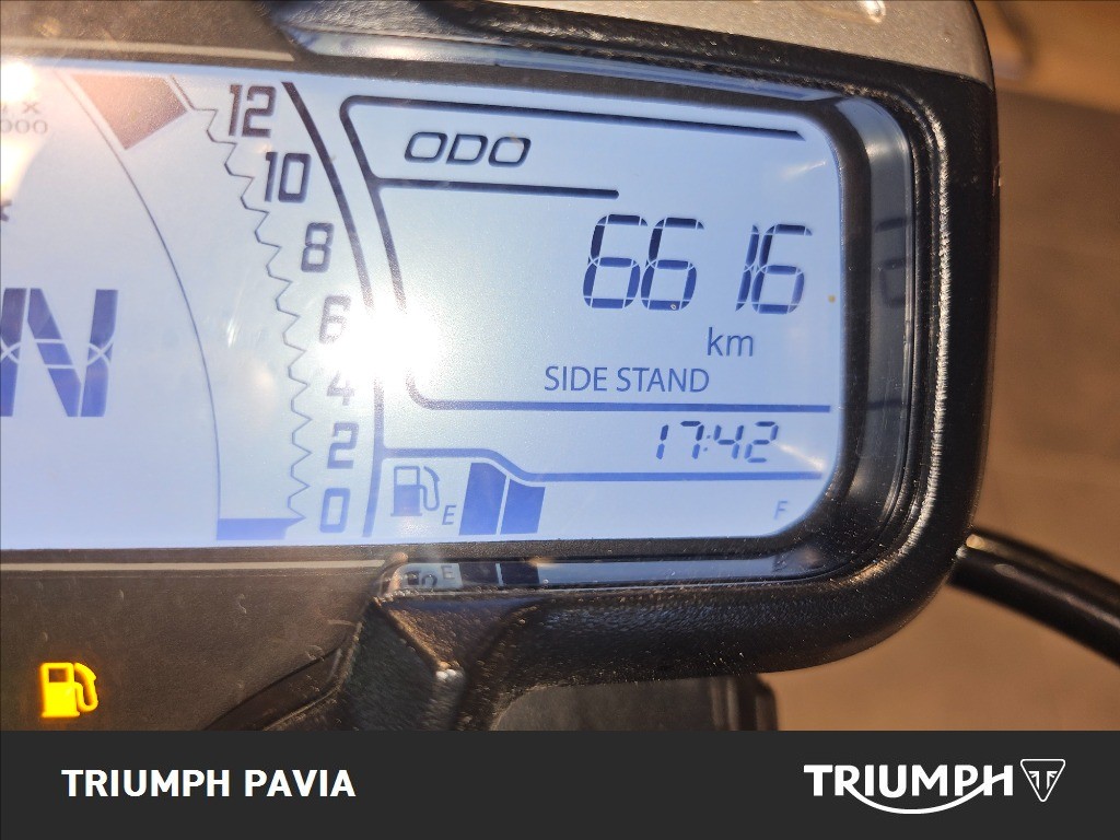 TRIUMPH Speed 400 Abs