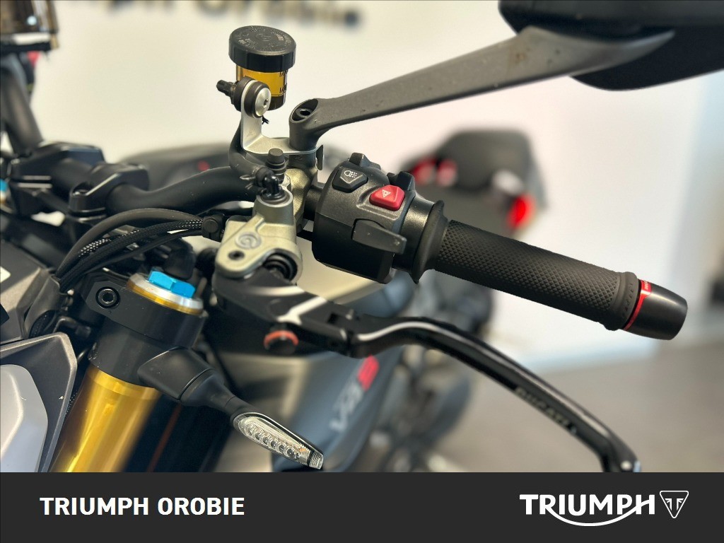 DUCATI Streetfighter V4 1100 S grey nero