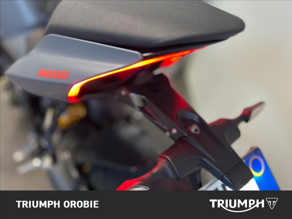 DUCATI Streetfighter V4 1100 S grey nero