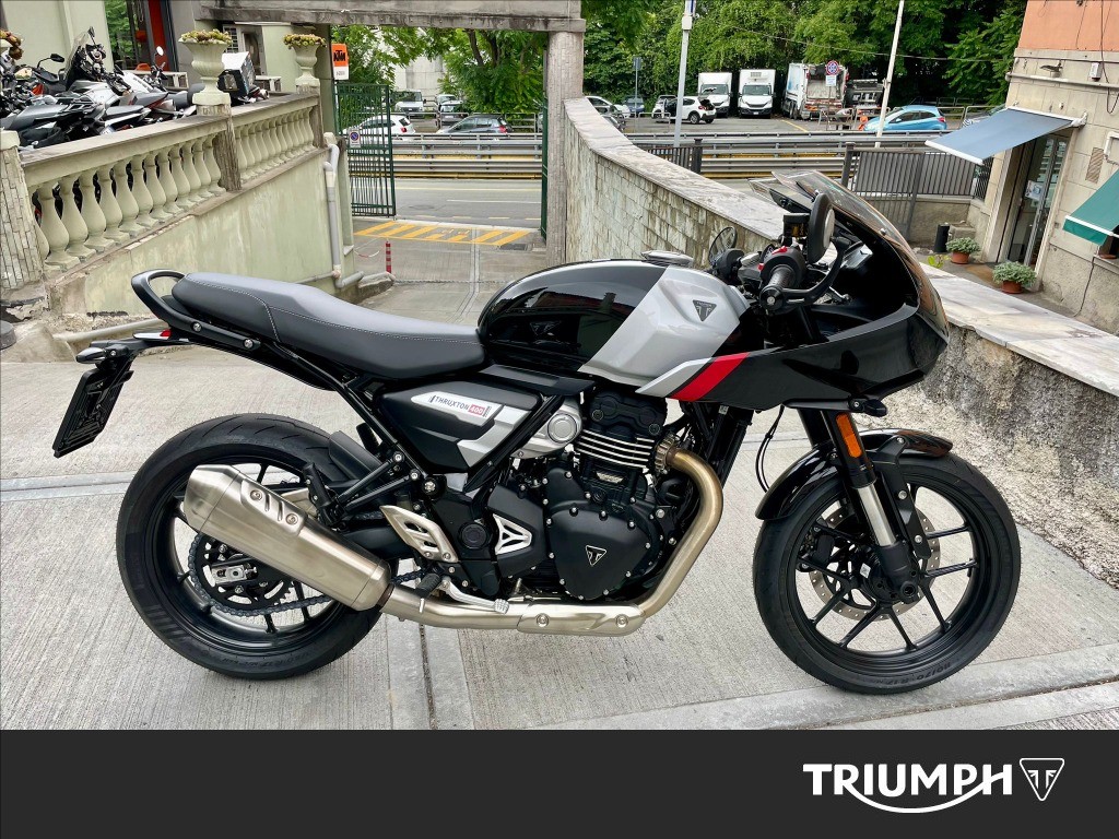 TRIUMPH Thruxton 400 Phantom Black / Aluminium Silver Abs