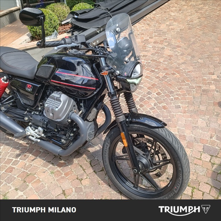 MOTO GUZZI V7 850 Stone Special Edition Abs