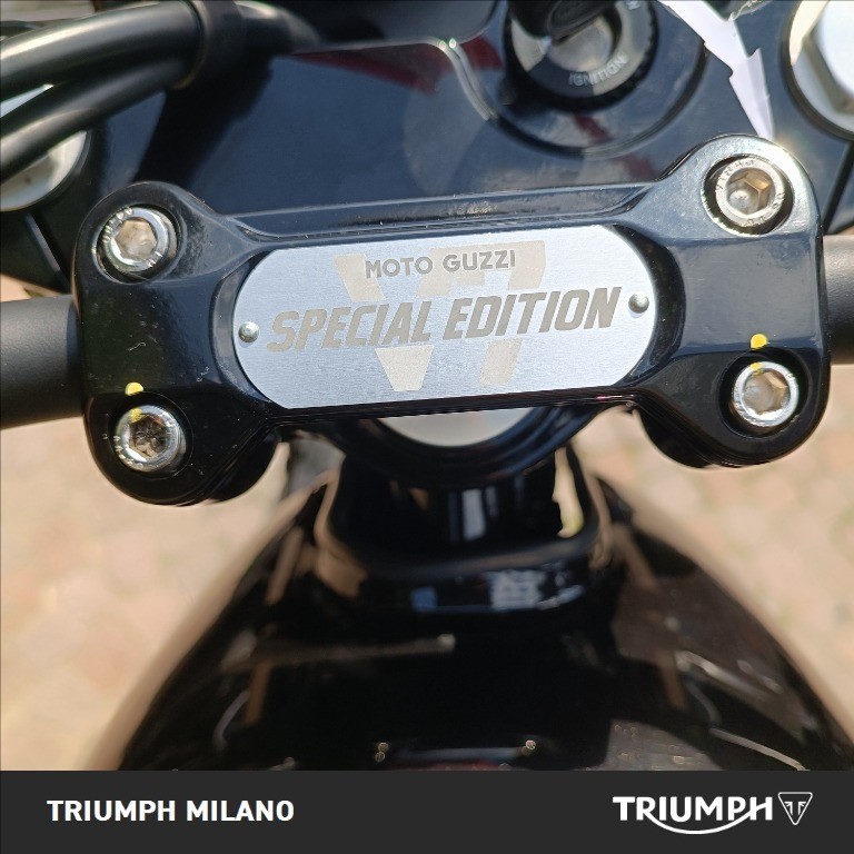 MOTO GUZZI V7 850 Stone Special Edition Abs