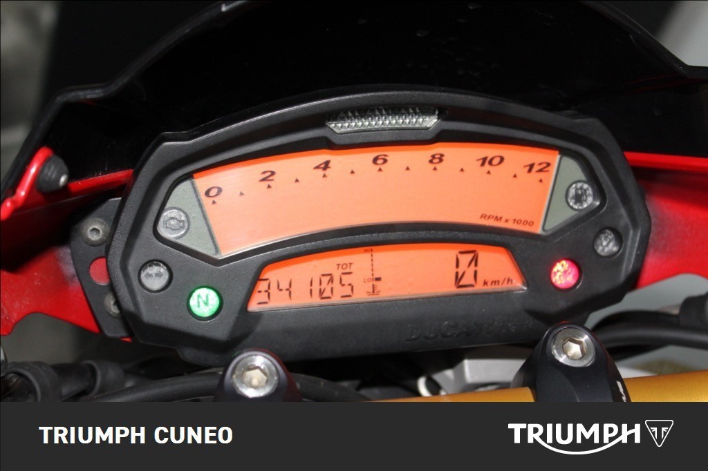 DUCATI Monster 696 