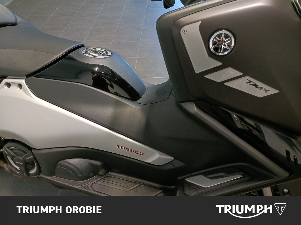YAMAHA T-Max 560 Tech Abs