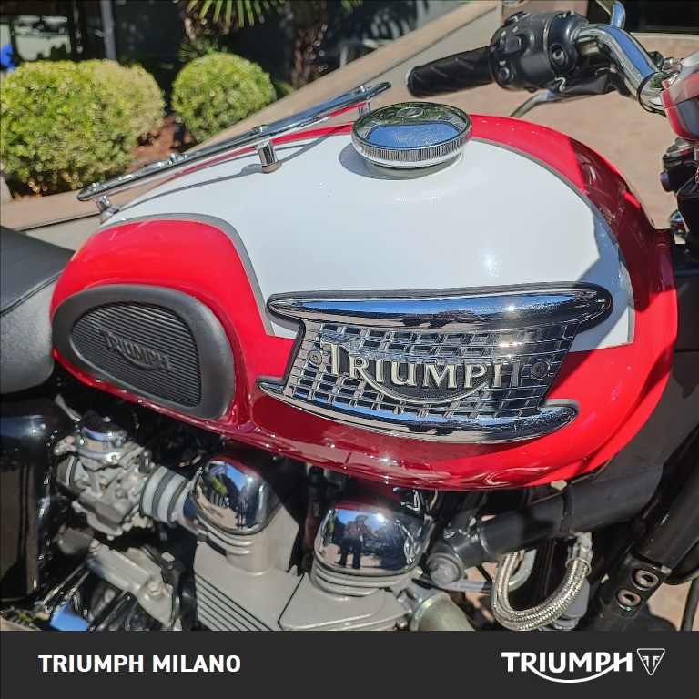 TRIUMPH Bonneville 790 T100 