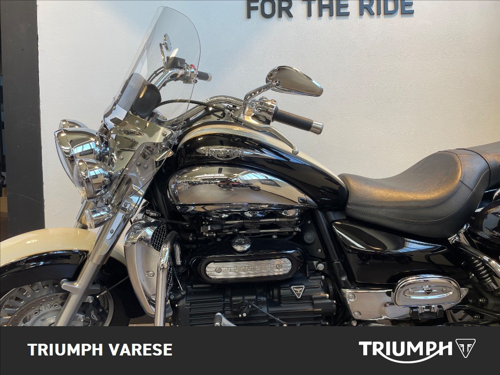 TRIUMPH Rocket III 2300 Touring
