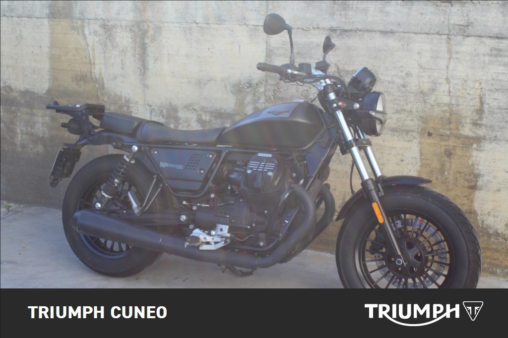 MOTO GUZZI V9 850 Bobber