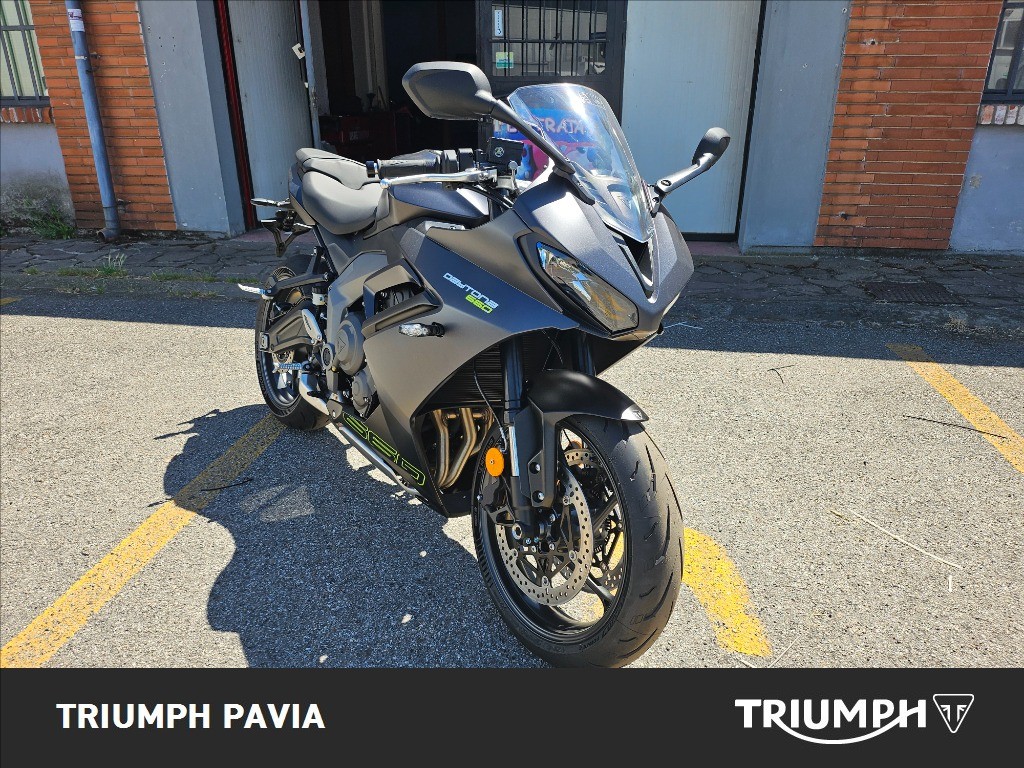 TRIUMPH Daytona 660 Abs