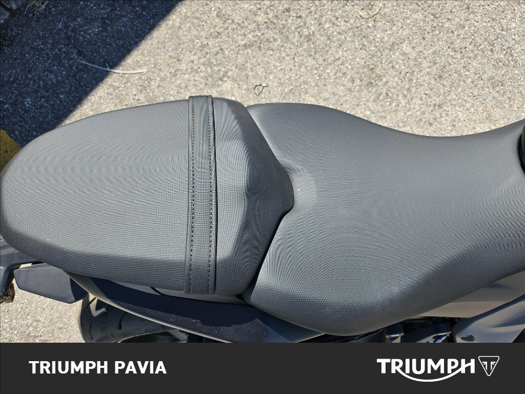 TRIUMPH Daytona 660 Abs