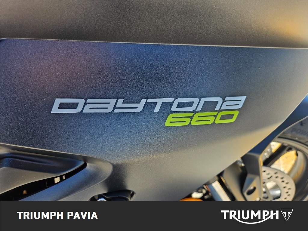 TRIUMPH Daytona 660 Abs