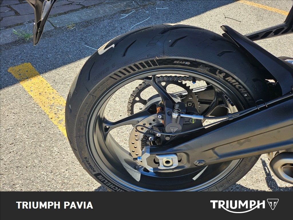 TRIUMPH Daytona 660 Abs