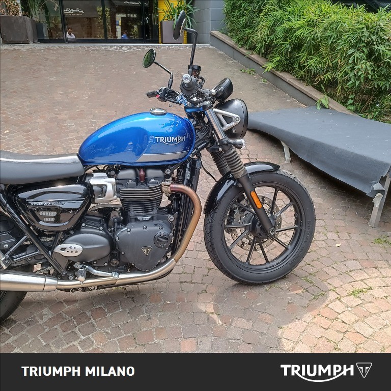 TRIUMPH Street Twin 900 
