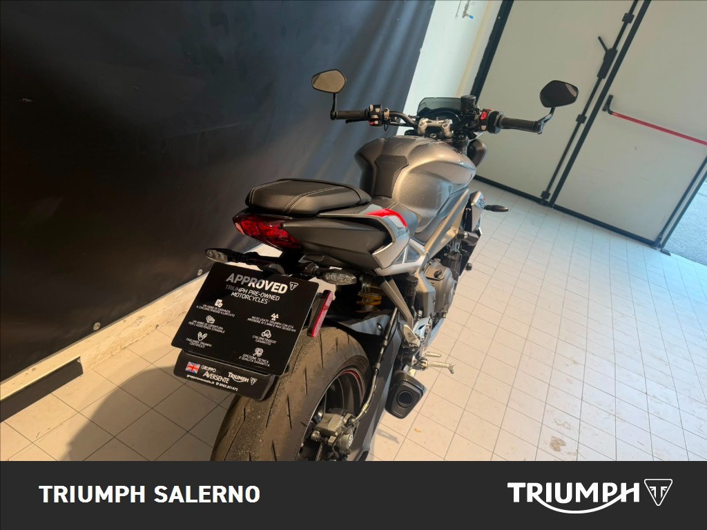 TRIUMPH Street Triple 765 R
