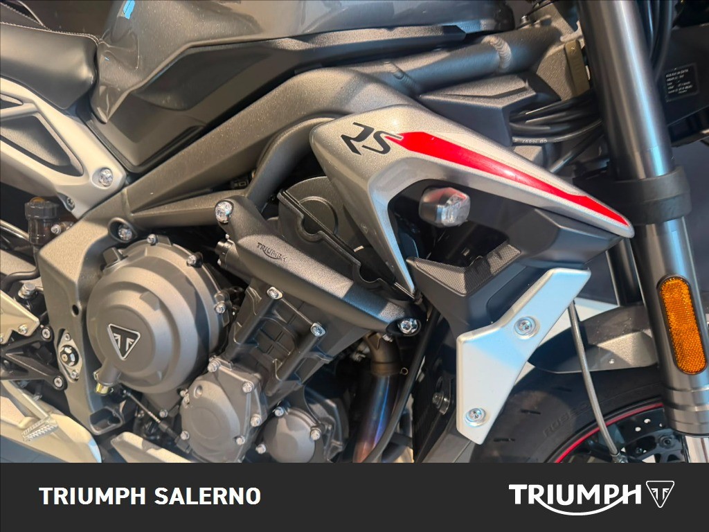 TRIUMPH Street Triple 765 R