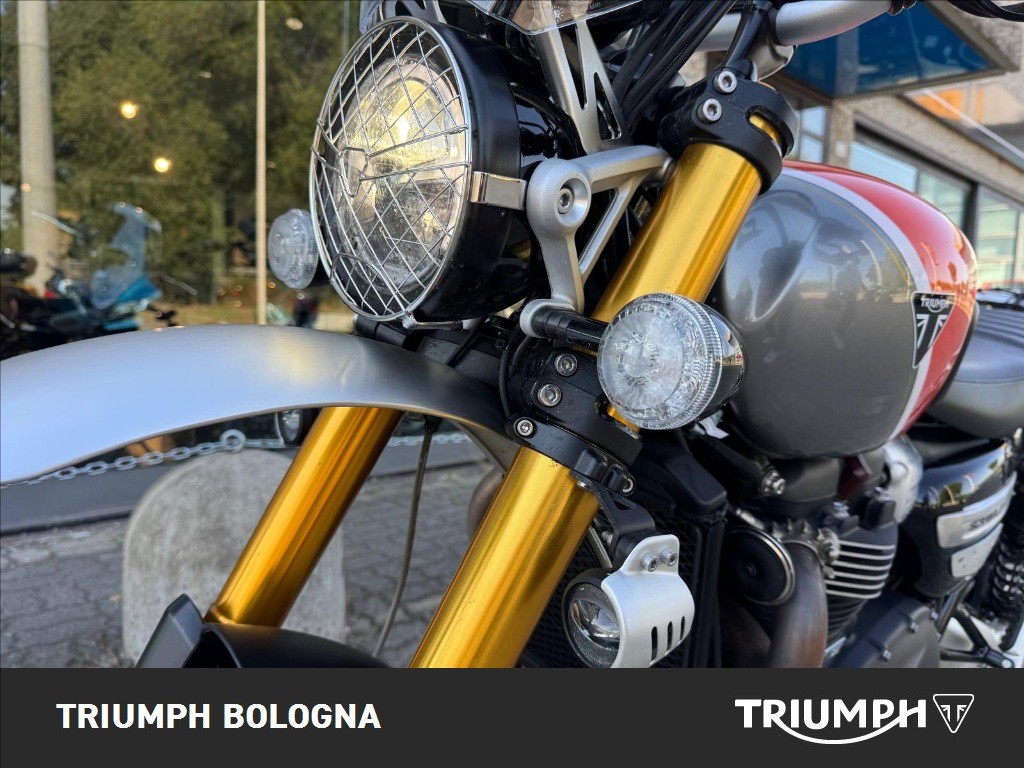 TRIUMPH Scrambler 1200 XE Baja Orange/Phantom Black Abs