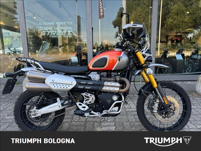 TRIUMPH Scrambler 1200 XE Baja Orange/Phantom Black Abs