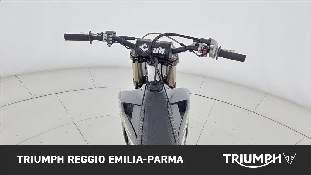 TRIUMPH TF 450 RC Abs