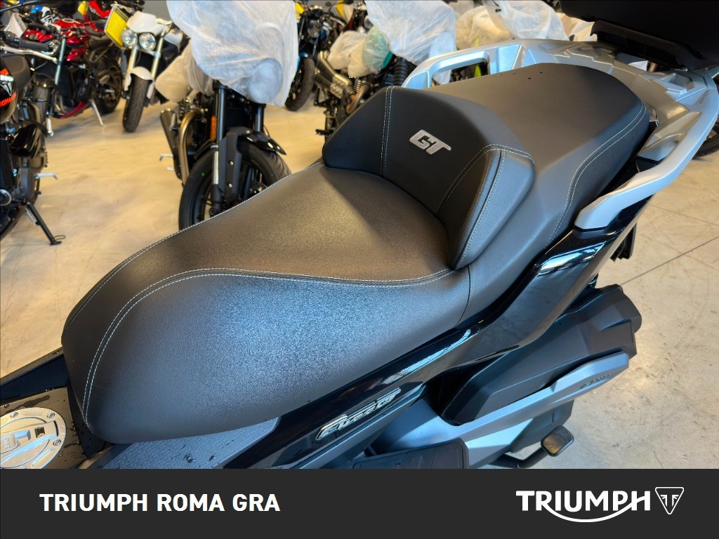 BMW C 400 GT Triple Black Abs