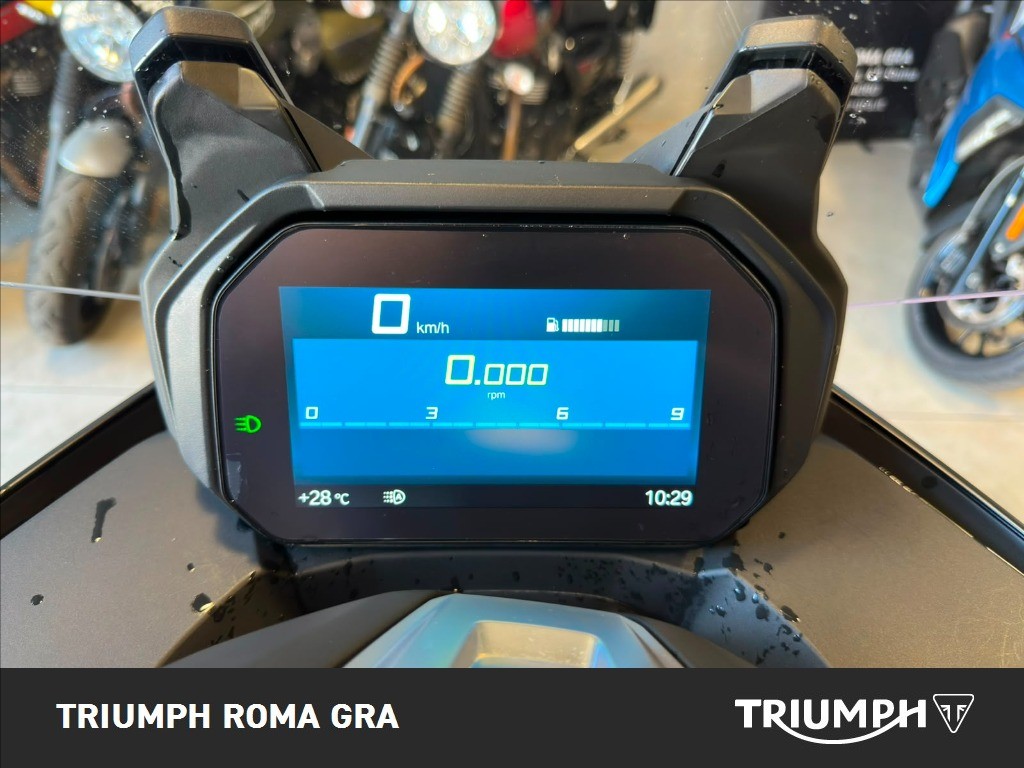 BMW C 400 GT Triple Black Abs