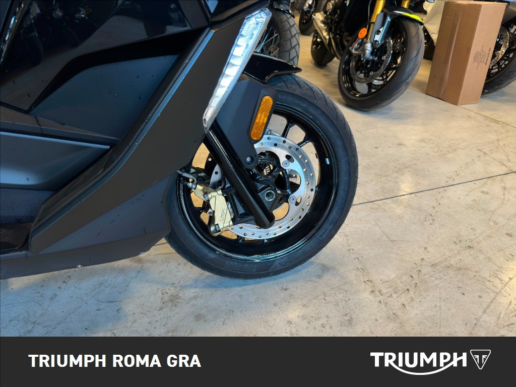 BMW C 400 GT Triple Black Abs