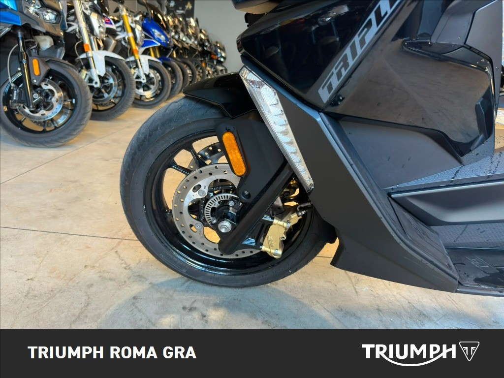 BMW C 400 GT Triple Black Abs