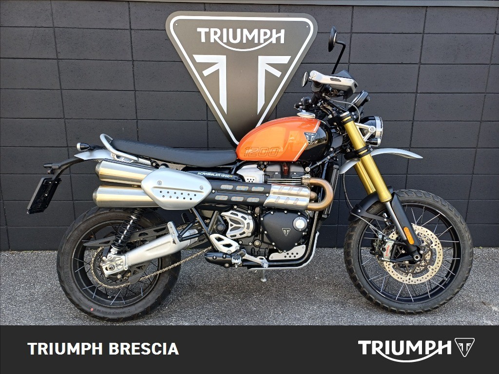 TRIUMPH Scrambler 1200 XE Baja Orange/Phantom Black Abs