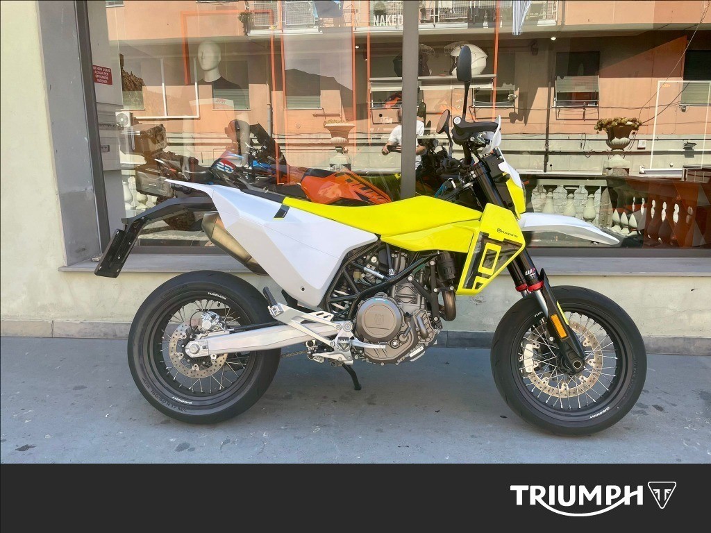 HUSQVARNA Supermoto 701 4T 