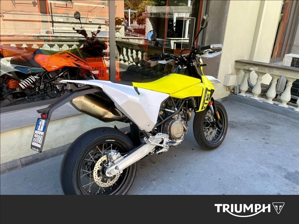 HUSQVARNA Supermoto 701 4T 