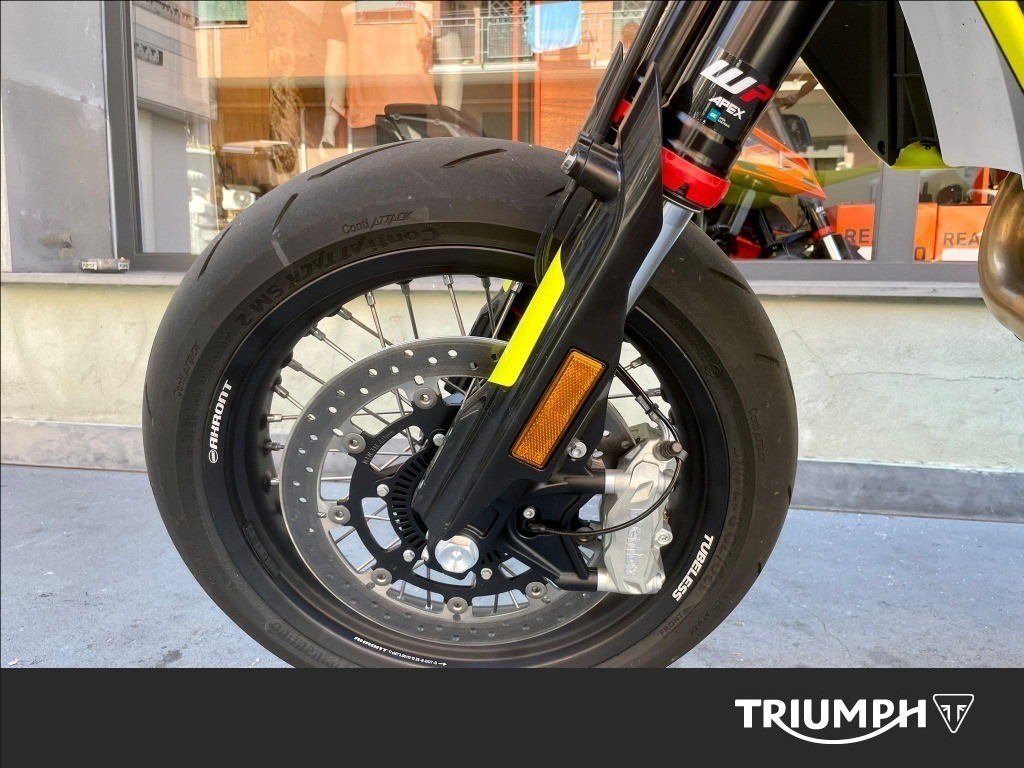 HUSQVARNA Supermoto 701 4T 