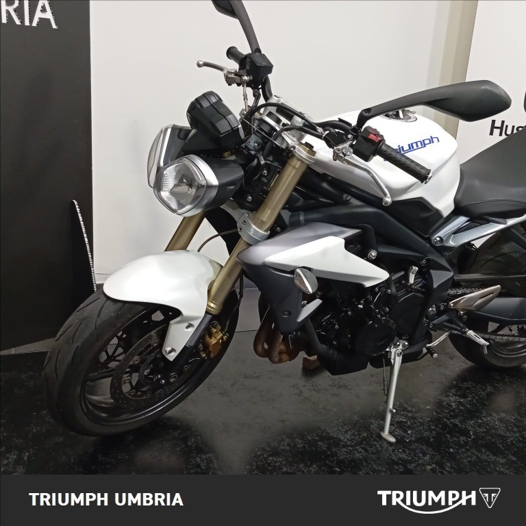 TRIUMPH Street Triple 675 Abs #8