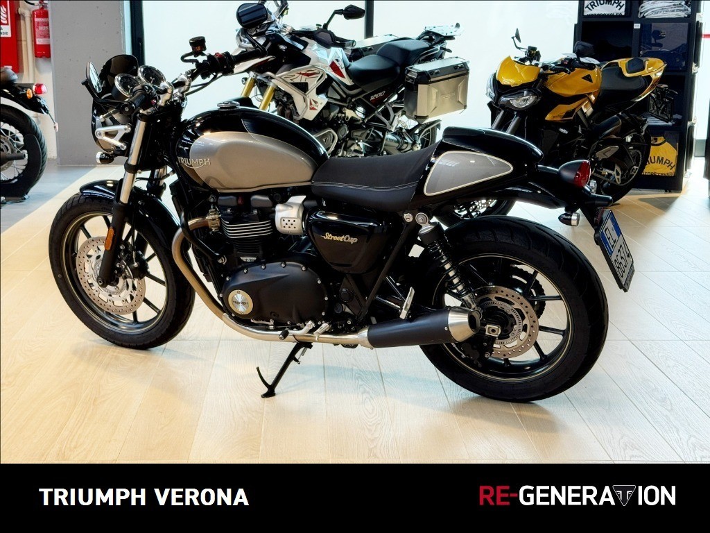 TRIUMPH Street Cup 900 