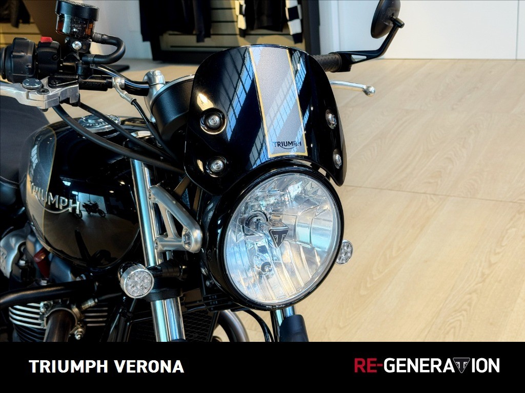 TRIUMPH Street Twin 900 
