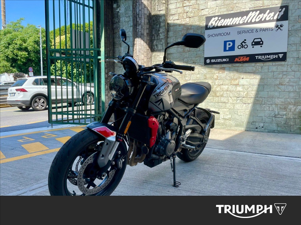 TRIUMPH Trident 660 dep.A2 Abs #2