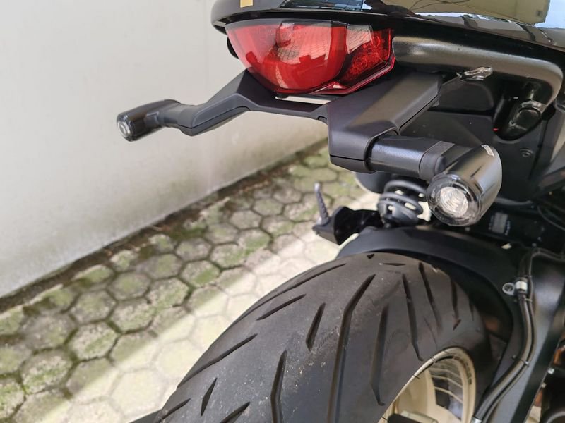 DUCATI Scrambler 800 Cafe Racer
