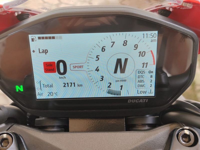 DUCATI Monster 937 plus Red