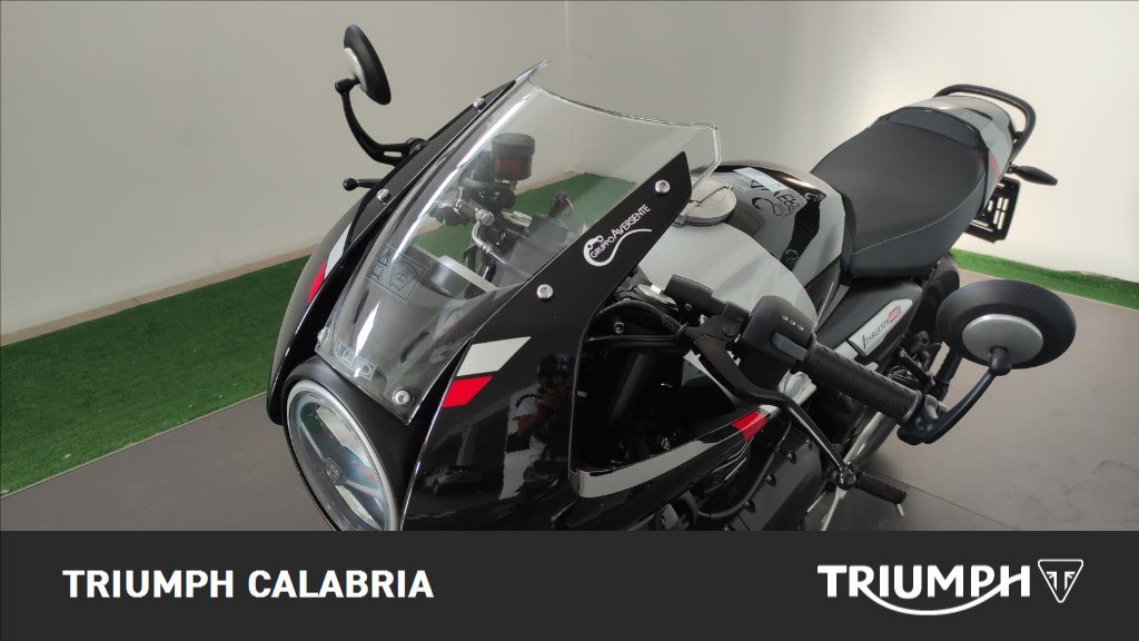 TRIUMPH Thruxton 400 Phantom Black / Aluminium Silver Abs