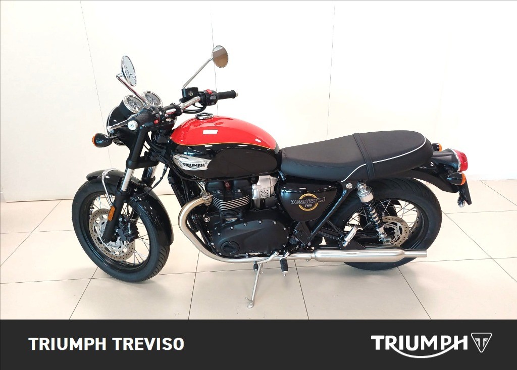 TRIUMPH Bonneville 900 T100 