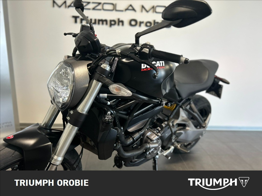 DUCATI Monster 821 Dark