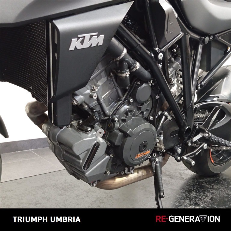 KTM 1290 Super Duke R