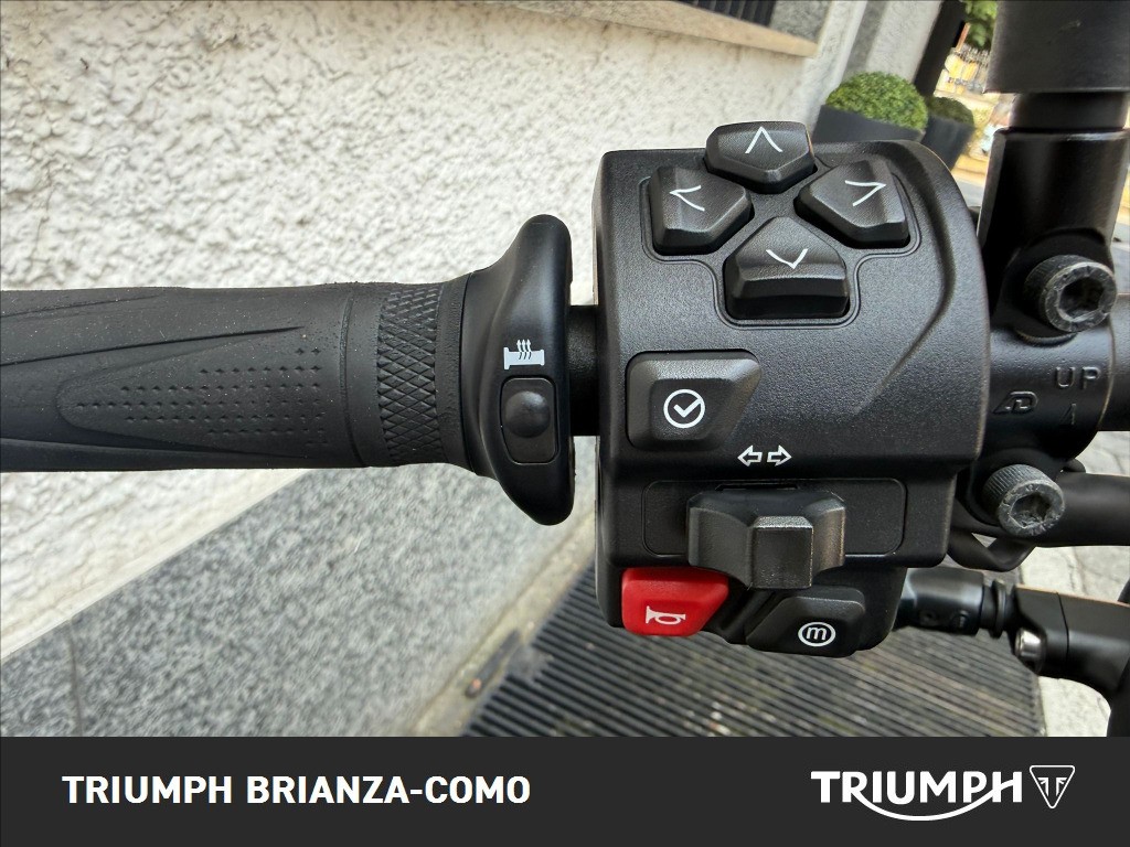 TRIUMPH Trident 660 Triple Tribute Abs