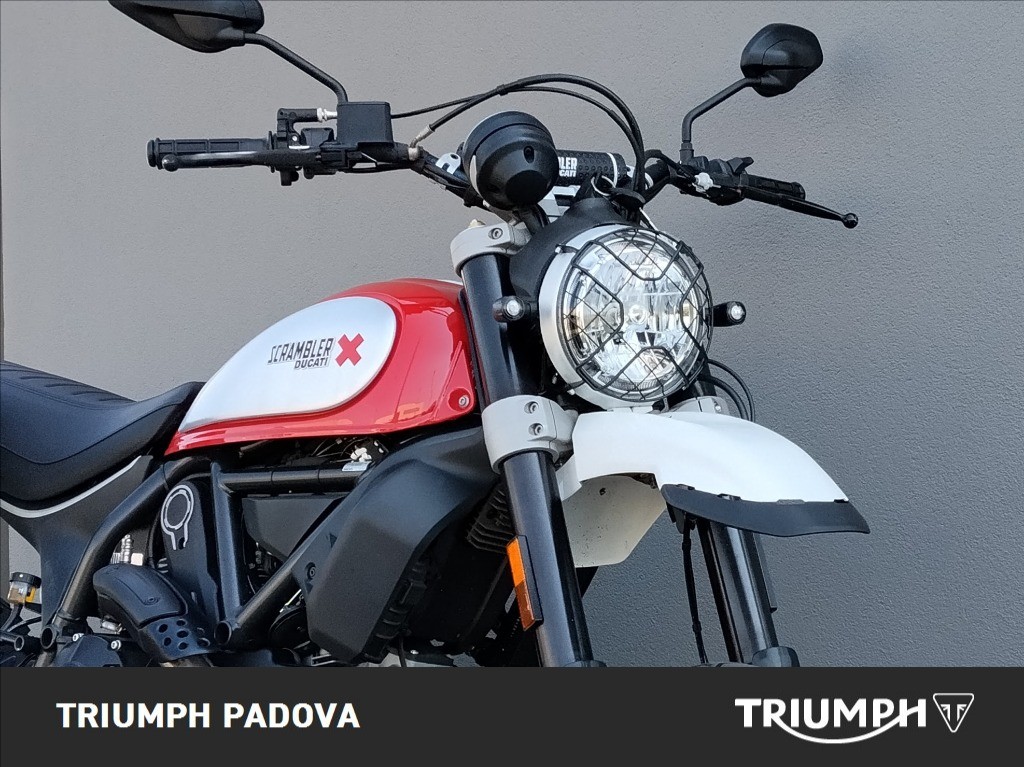 DUCATI Scrambler 800 Desert Sled Red