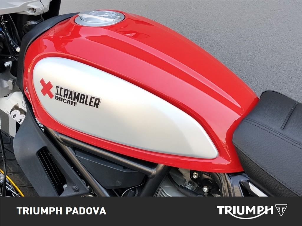 DUCATI Scrambler 800 Desert Sled Red