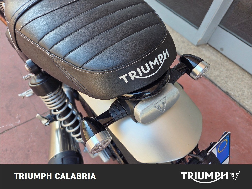 TRIUMPH Speed Twin 1200 Abs #8