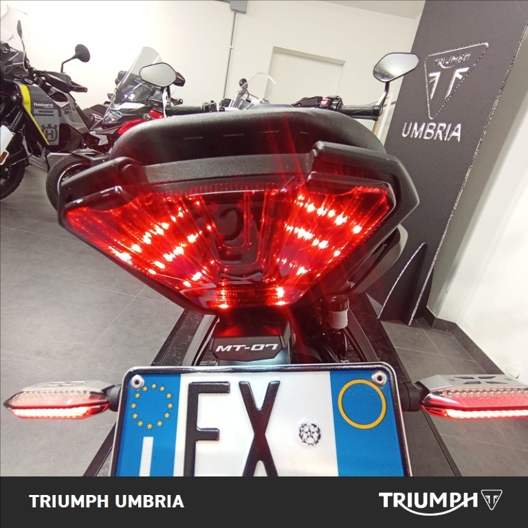 YAMAHA MT-07 690 Abs