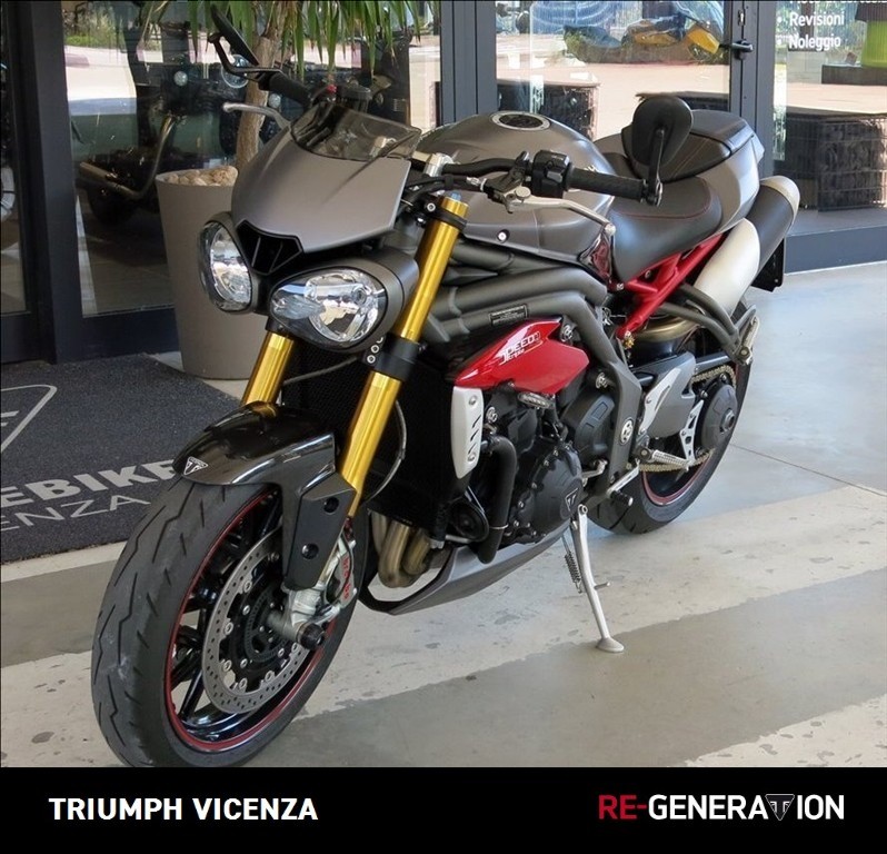 TRIUMPH Speed Triple R 1050 Abs
