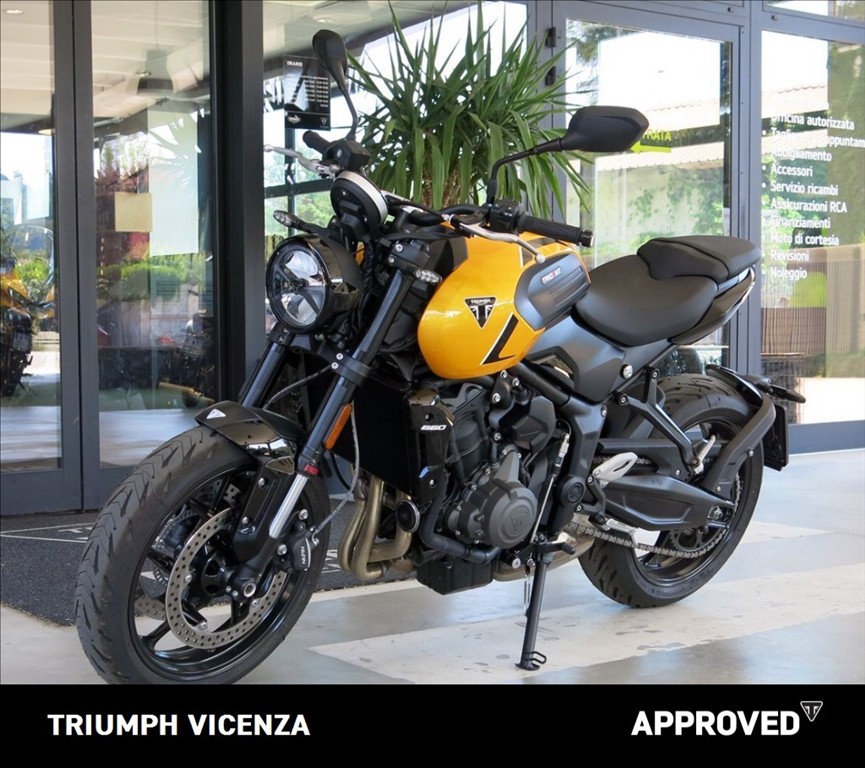 TRIUMPH Trident 660 Cosmic Yellow / Sapphire Black Abs