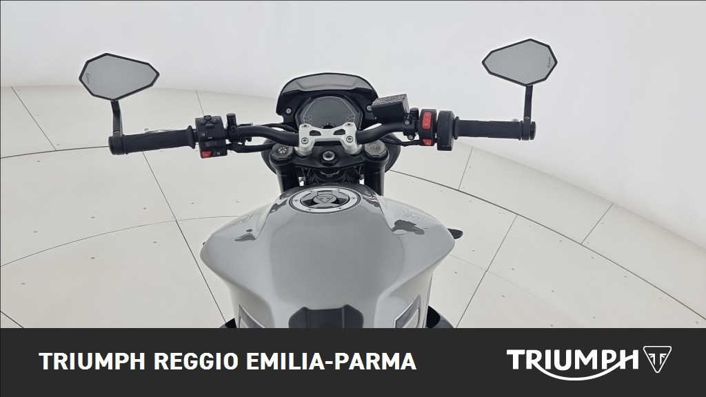 TRIUMPH Street Triple 765 R