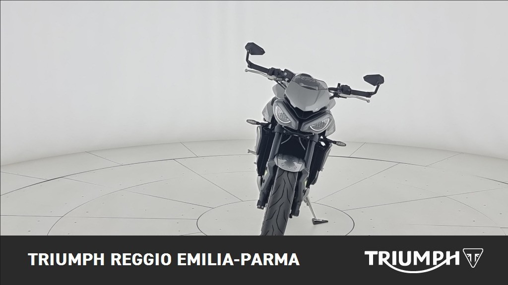 TRIUMPH Street Triple 765 R